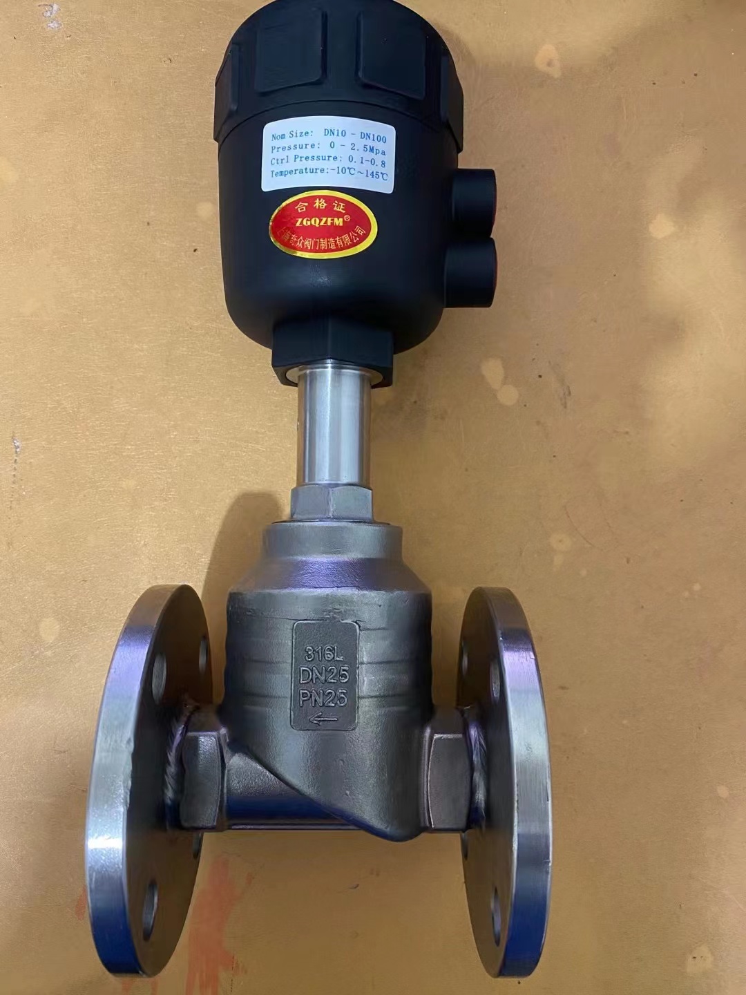 不鏽(xiù)鋼法蘭直角閥 不鏽鋼(gāng)法蘭直角閥