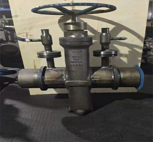 帶雙放散燃氣平板閘閥 帶雙放(fàng)散燃氣平板閘閥