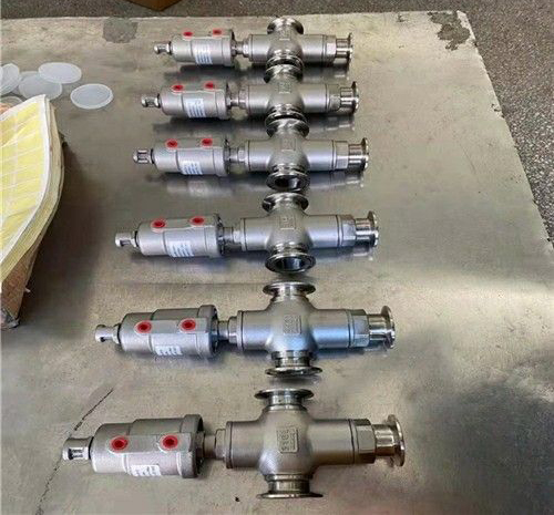 不鏽鋼三(sān)通角座閥 不鏽(xiù)鋼三通角座閥