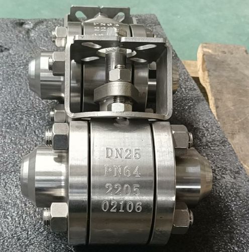 2205雙相鋼三片式焊接球閥 2205雙相鋼三片式(shì)焊接球閥(fá)
